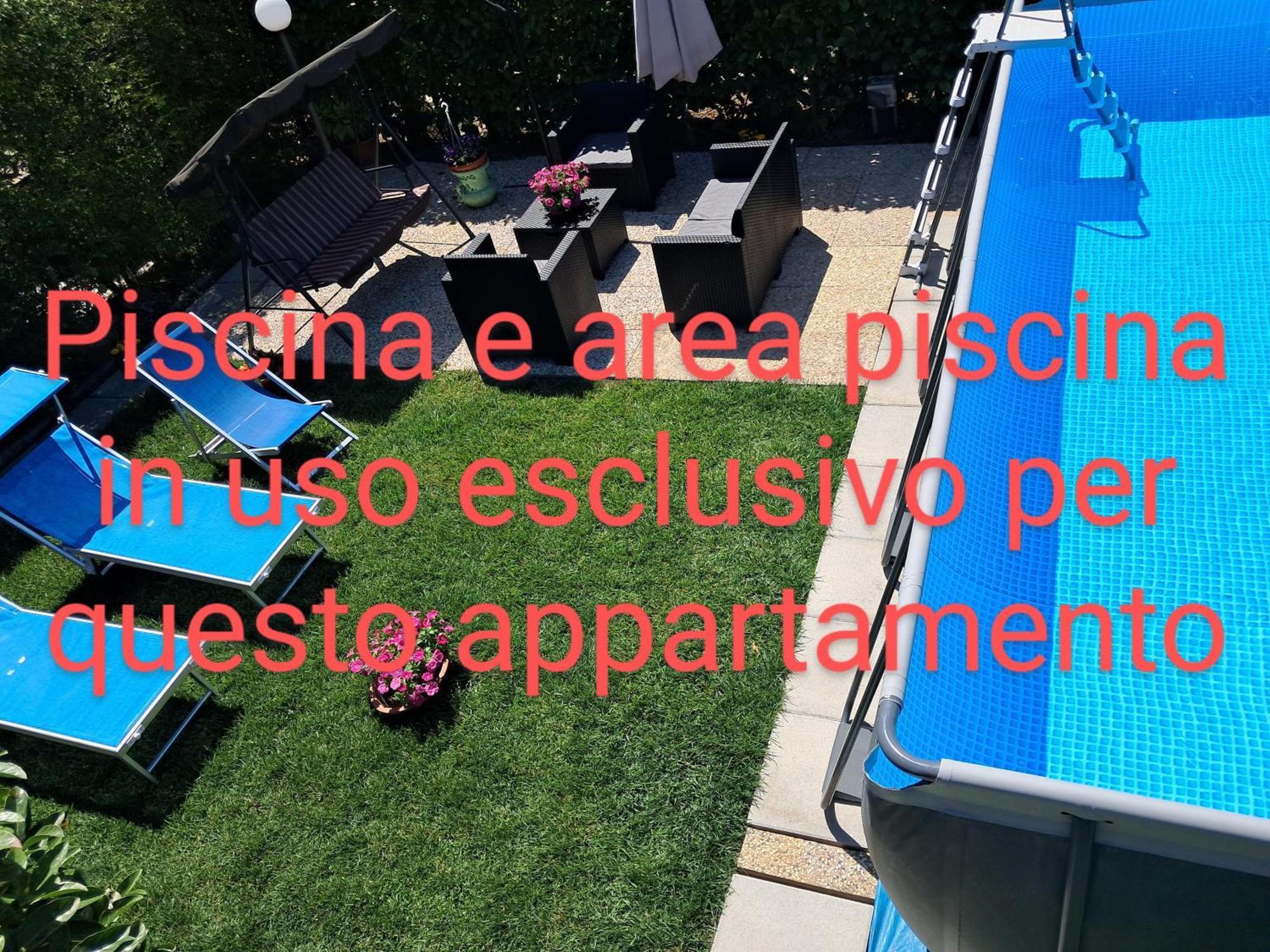 Depandance Con Piscina In Uso In Esclusivo In B&B SantʼAntonio Abate Exterior foto