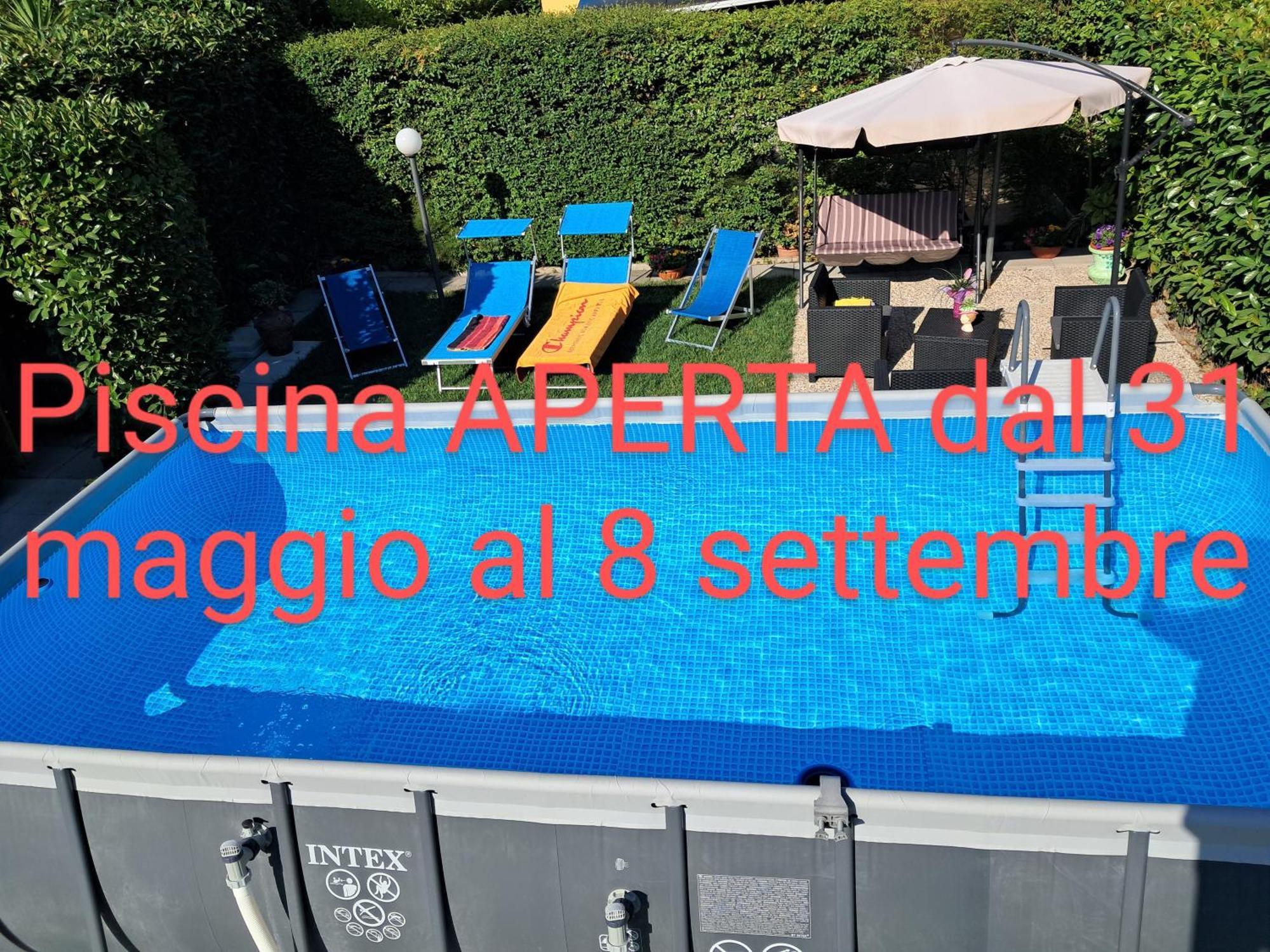 Depandance Con Piscina In Uso In Esclusivo In B&B SantʼAntonio Abate Exterior foto
